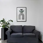 Urban Habitat Capsule Beds Никосия