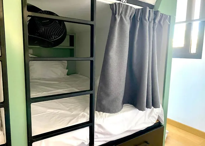 旅馆 Urban Habitat Capsule Beds 尼科西亚