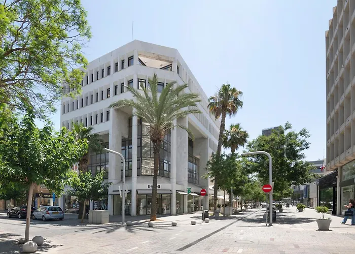 旅馆 Urban Habitat Capsule Beds