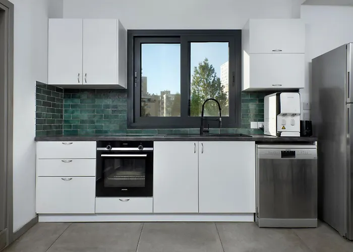 Urban Habitat Capsule Beds 旅馆 *