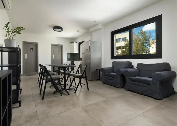 Urban Habitat Capsule Beds *