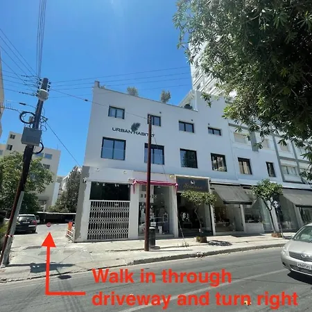 ホステル Urban Habitat Capsule Beds *