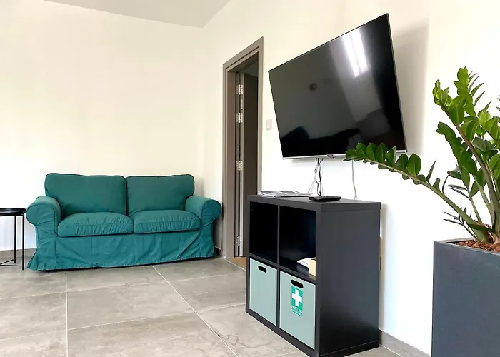 Urban Habitat Capsule Beds Lefkoşa